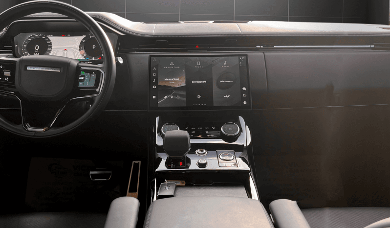 
								Range Rover Sport 2023 full									