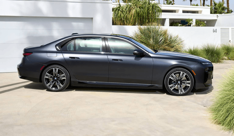 
								BMW I7 full									