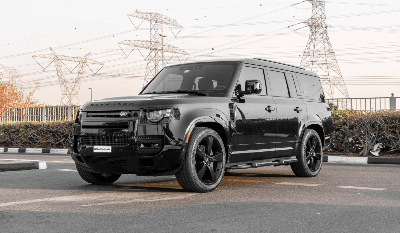 
								Land Rover Defender 2023 full									