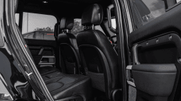 
										Land Rover Defender 2023 full									