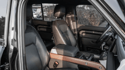 
										Land Rover Defender 2023 full									