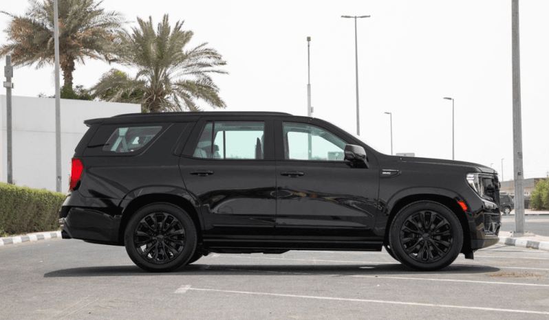 
								GMC Yukon Black Edition full									