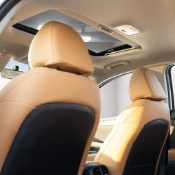 
										Hyundai Elantra GCC Specs full									